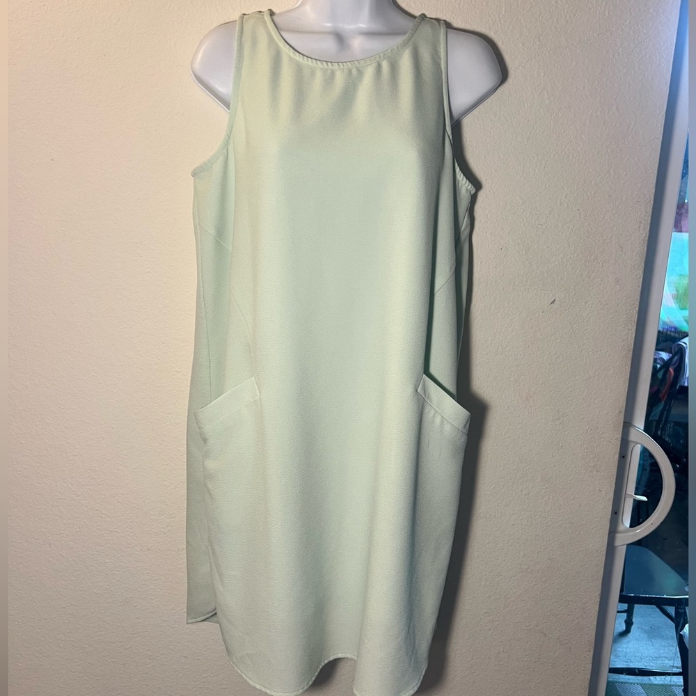 Jack by BB Dakota Green Sheath Mini Dress Sleeveless Crew Neck